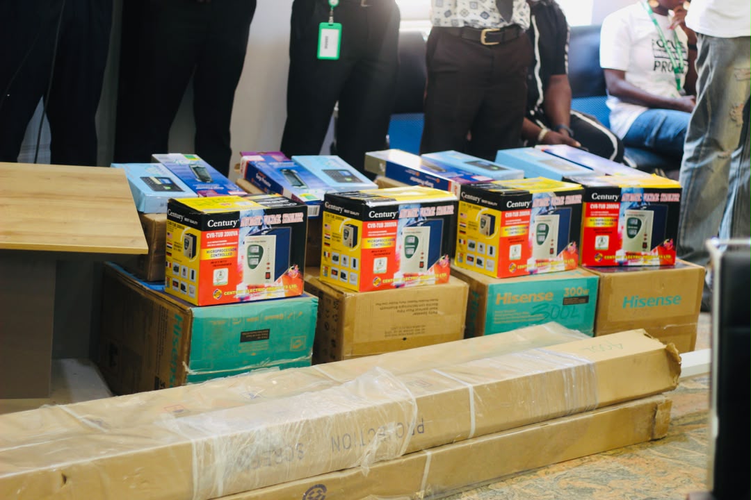 Donations by the 2001 Medical Class