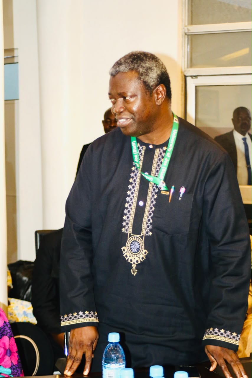 Professor Pwaveno H. Bamaiyi Chairman Committee of Deans and Directors thanking the Ambassador for the visit