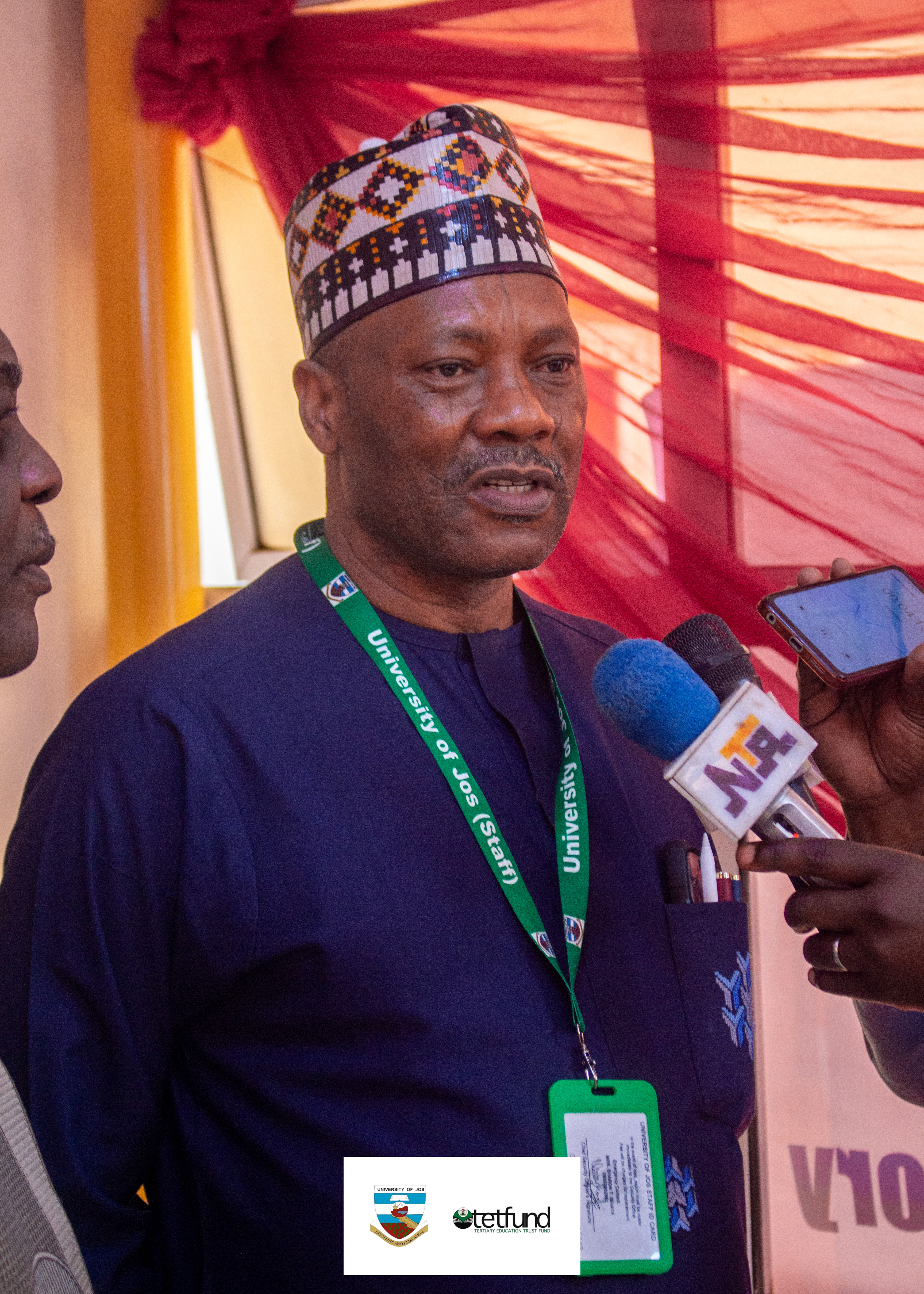 VC addressing the Press