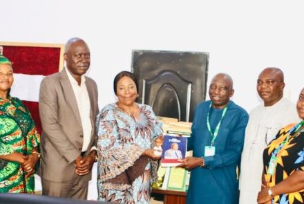 Symbolic Handover of Books by Mrs Tyoden to the Vice Chancellor Symbolic Handover of Books by Mrs. Tyoden to the Vice Chancellor