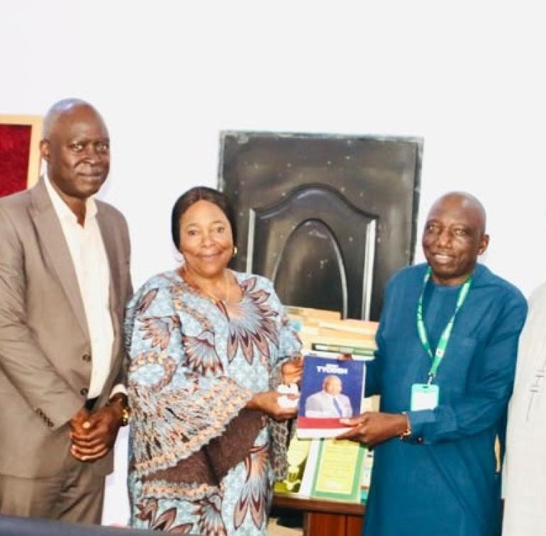 Symbolic Handover of Books by Mrs Tyoden to the Vice Chancellor Symbolic Handover of Books by Mrs. Tyoden to the Vice Chancellor